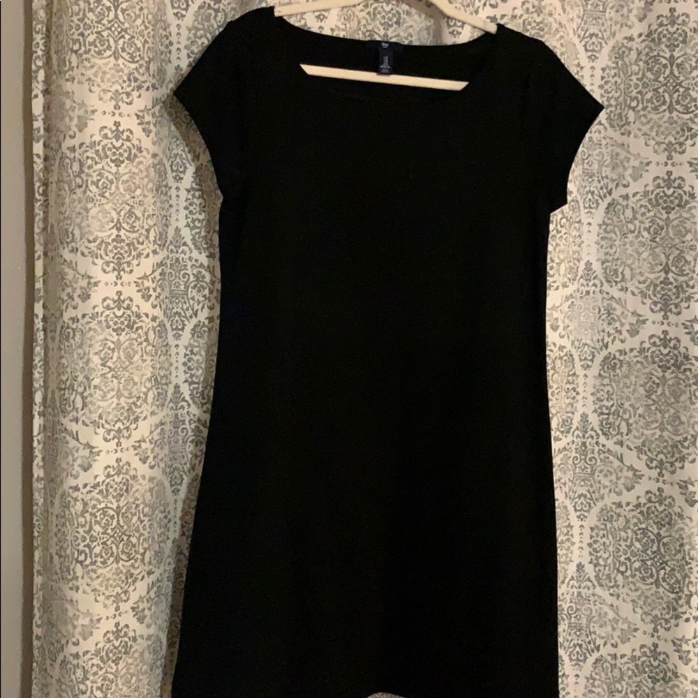 Black GAP dress